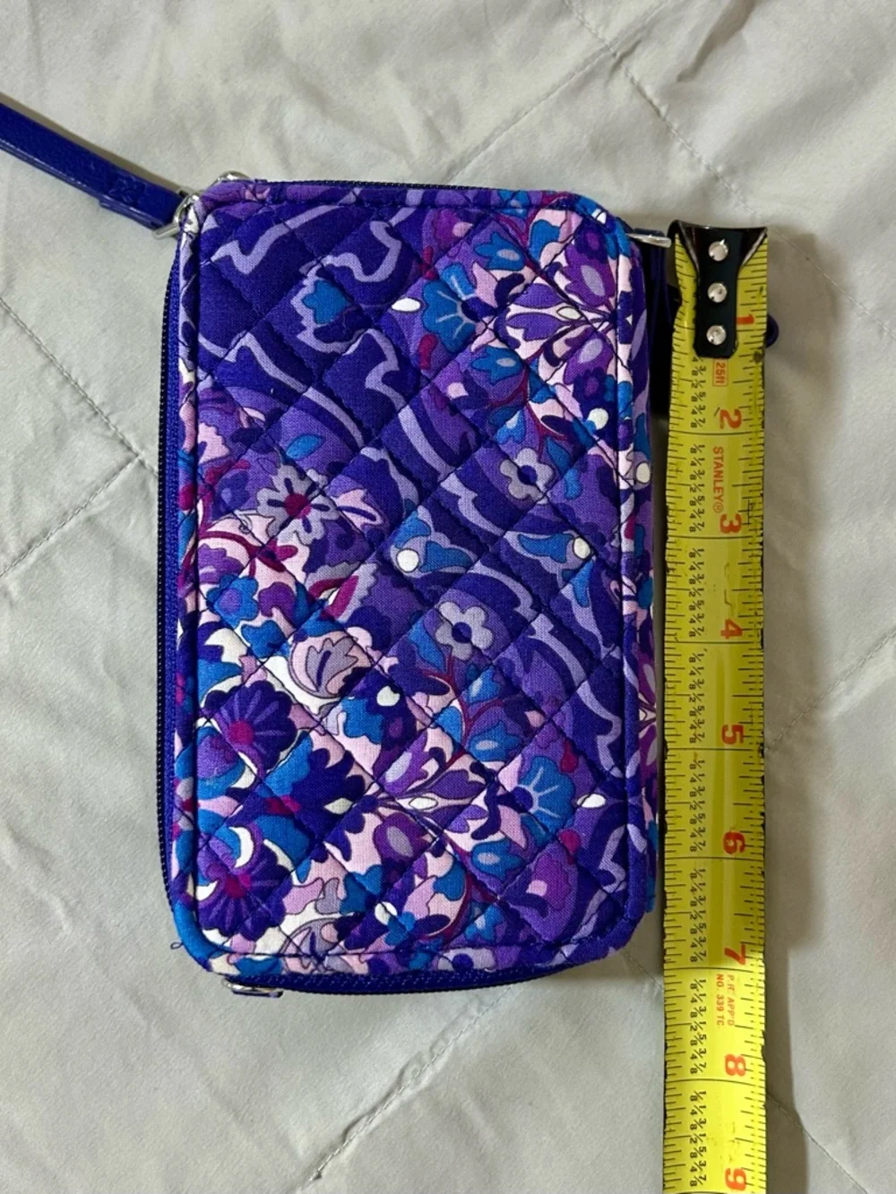 Vera Bradley Purple Regal Rosette Floral Quilted RFID Wallet Wristlet - Picture 5 of 12